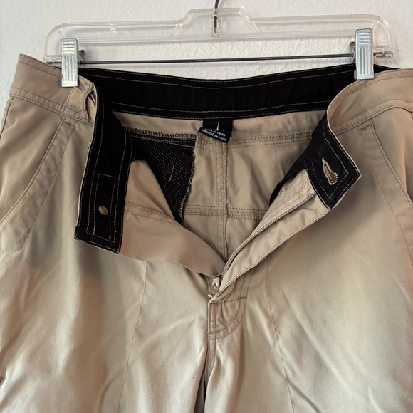 Prana Men's Stretch Zion Shorts Tan Size Medium Outdoor Travel Hiking Camping - Picture 6 of 9